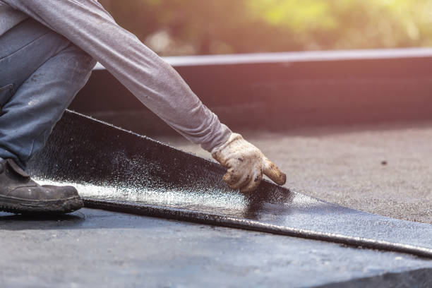 Professional Vapor Barrier Installation technician working in Elma, NY